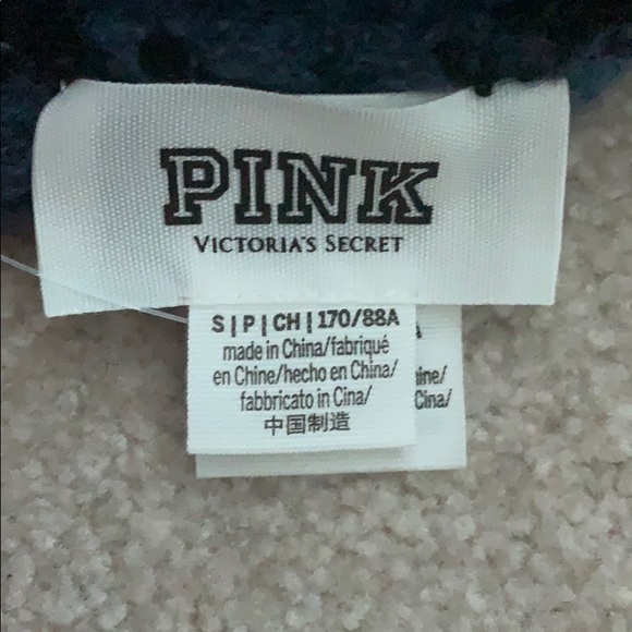 Victoria’s Secret Sweater - Picture 5 of 12